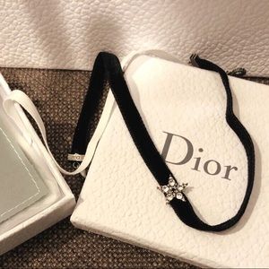 Dior star choker necklaces